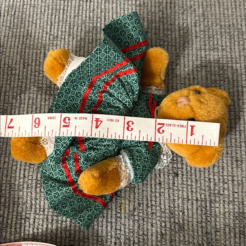 Madame Alexander well dressed bears little red riding hood collectible bear - Picture 6 of 9